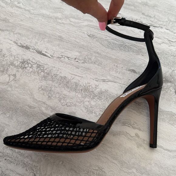 ALAIA Fishnet Patent Heels - Picture 7 of 14
